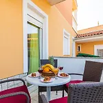 Rok 4 By Interhome Lejlighed Pula